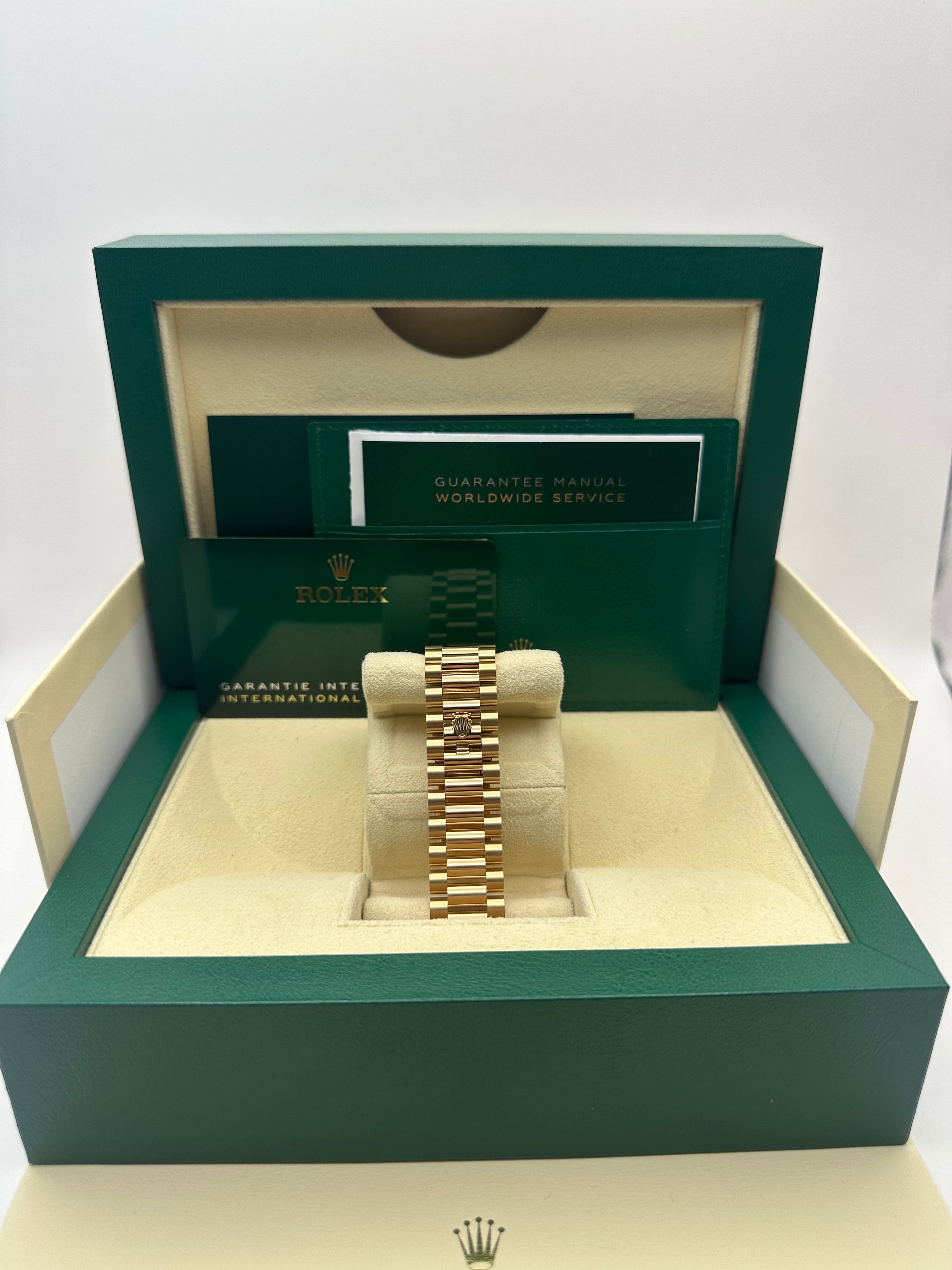 Rolex Day-Date 40MM Olive Green Dial Oyster Everose Gold Fluted Bezel President Bracelet REF#228235